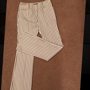 New York and Company Pants